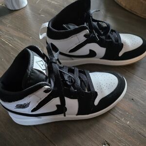 Nike Air Jordan 1 mid diamond 2y